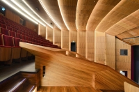 Teatr Klaster Sztuki w&nbsp;Nieuwegein (Holandia), Derako International